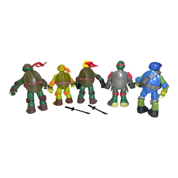 5 Teenage Mutant Ninja Turtle Figures with 2 Swords 4.5 Inches Tall 2012-2013 - Picture 5 of 10
